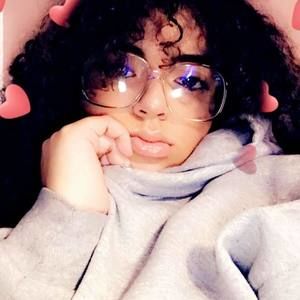 Meet your Posher, Jasmanyia